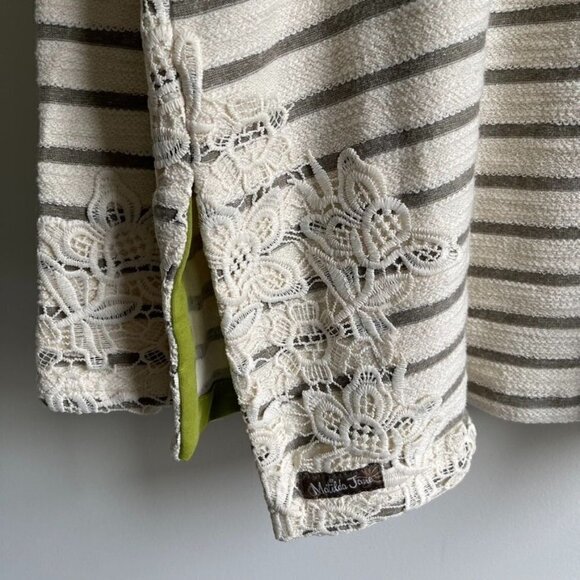 Matilda Jane Size XL Stripe Cream Gray With A Twist Crotchet Lace Terry Top - Picture 6 of 6